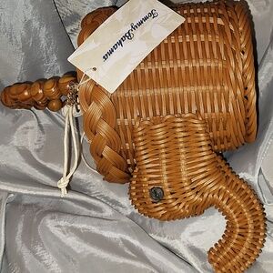 Tommy BAHAMA Elephant WOVEN Basket Bag Ea Hs